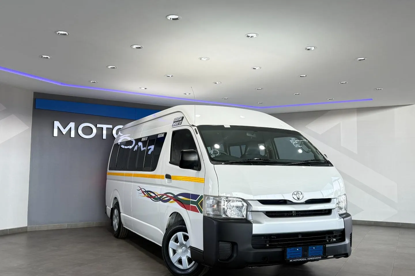 2023 Toyota Quantum 2.5D-4D Sesfikile, photo 2 of 23