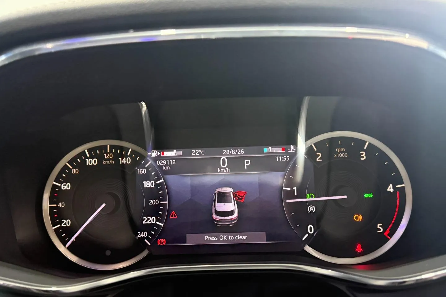 2024 Jaguar F-Pace D200 AWD R-Dynamic SE, photo 24 of 26