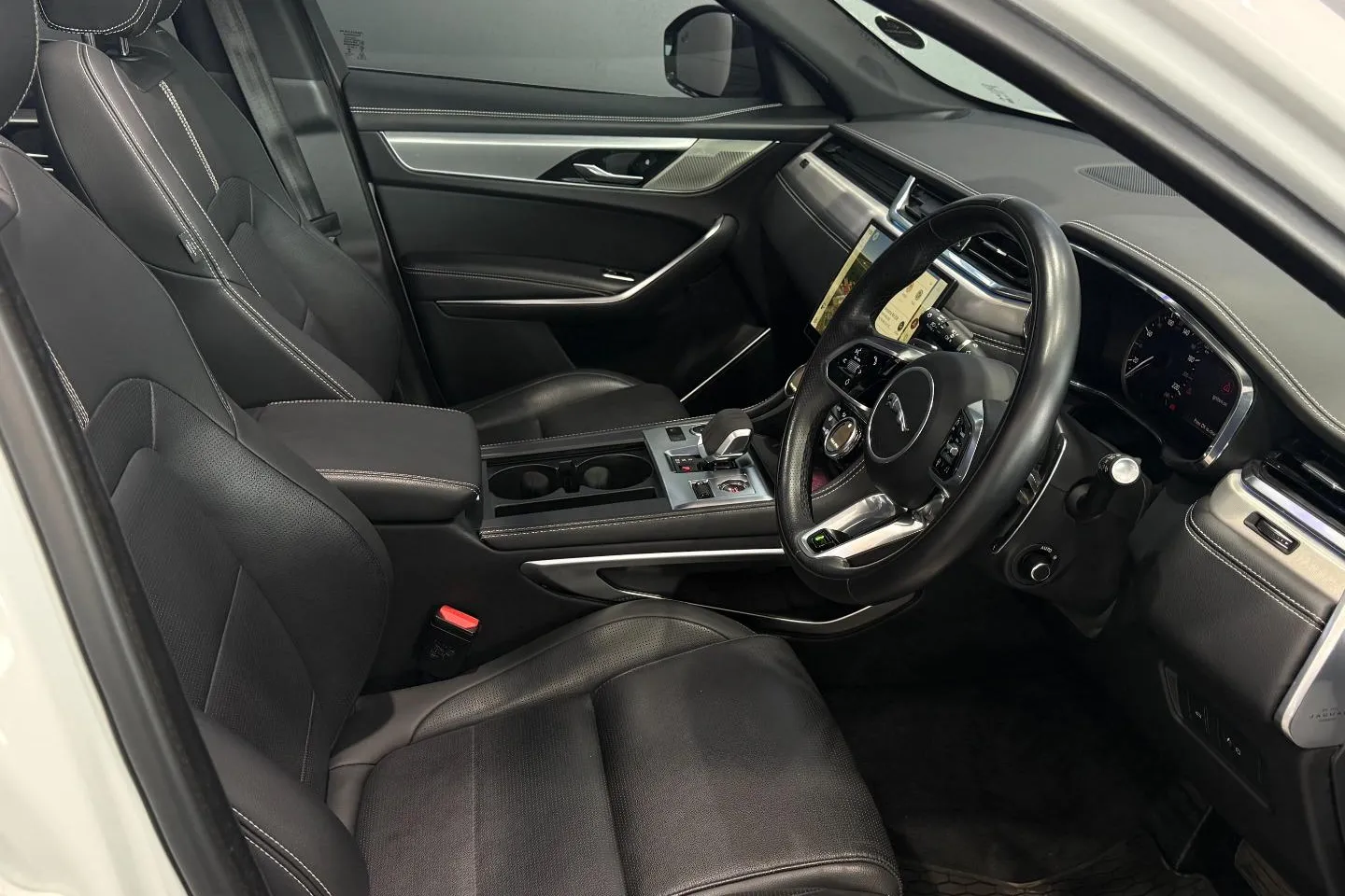 2024 Jaguar F-Pace D200 AWD R-Dynamic SE, photo 25 of 26