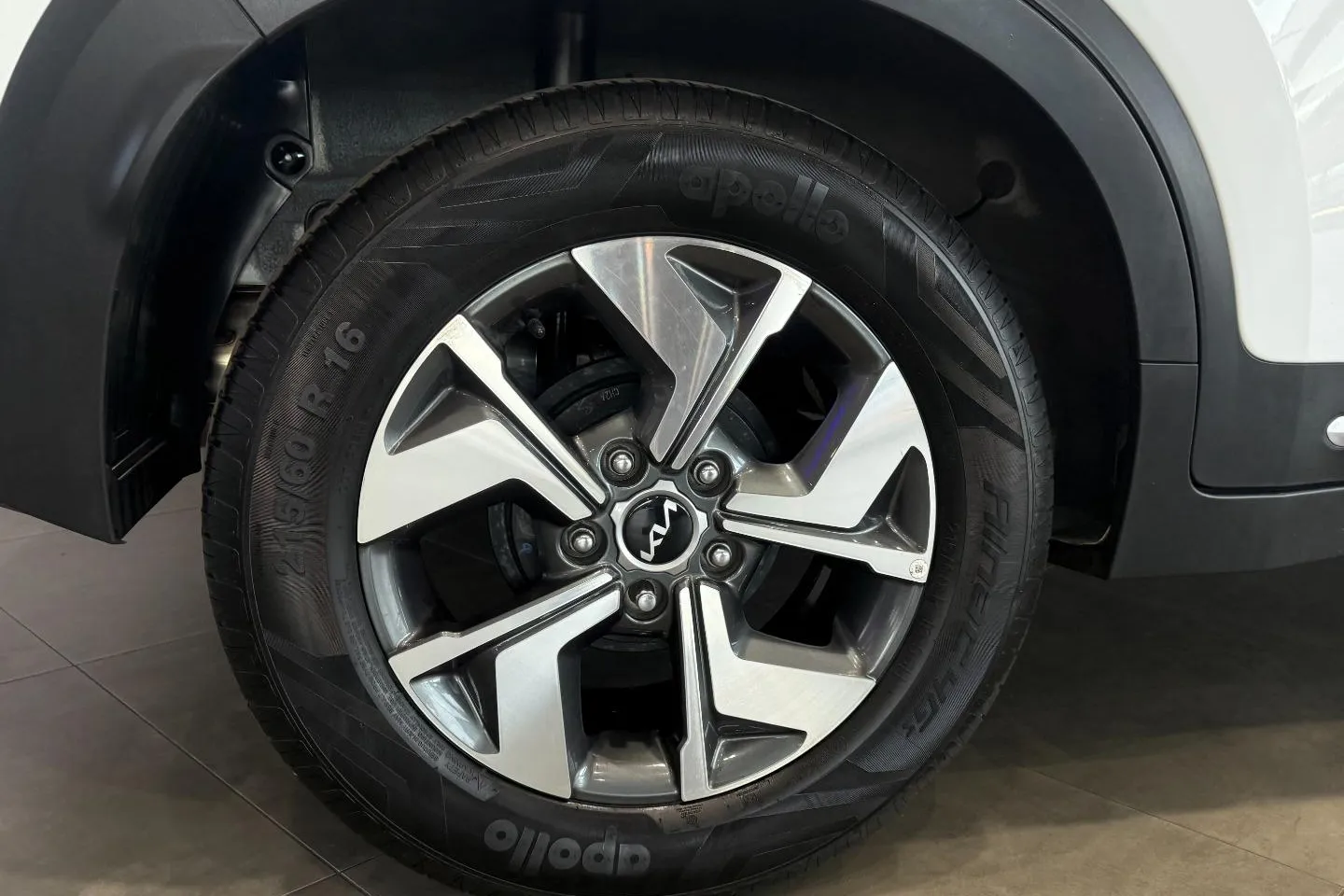 2024 Kia Sonet 1.5 EX, photo 13 of 25