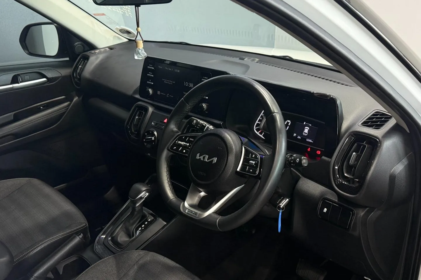2024 Kia Sonet 1.5 EX, photo 15 of 25