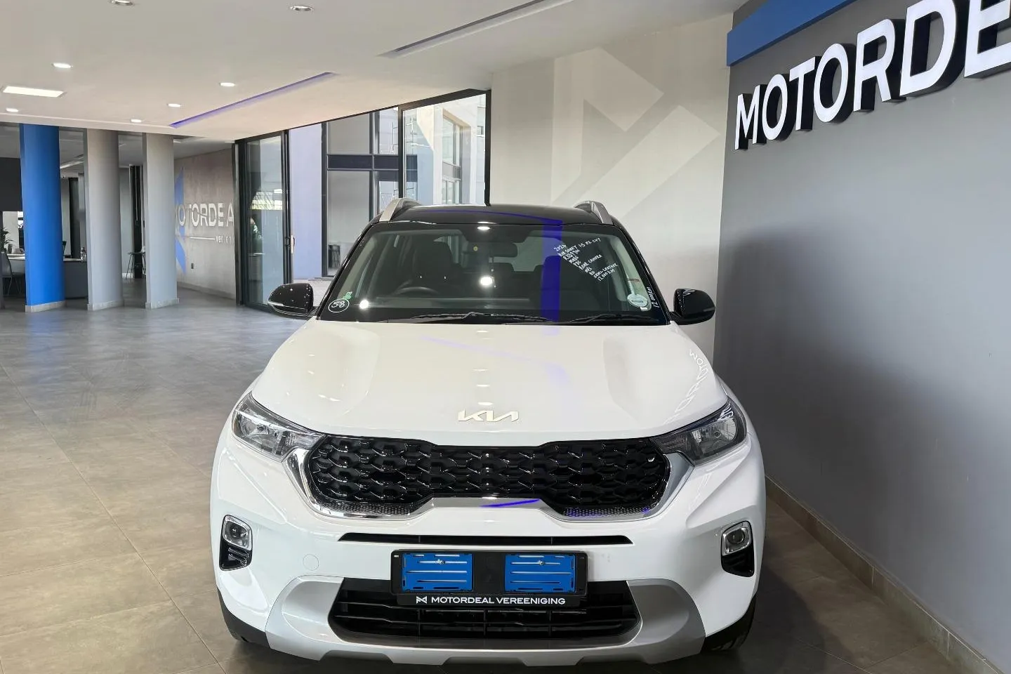 2024 Kia Sonet 1.5 EX, photo 4 of 25