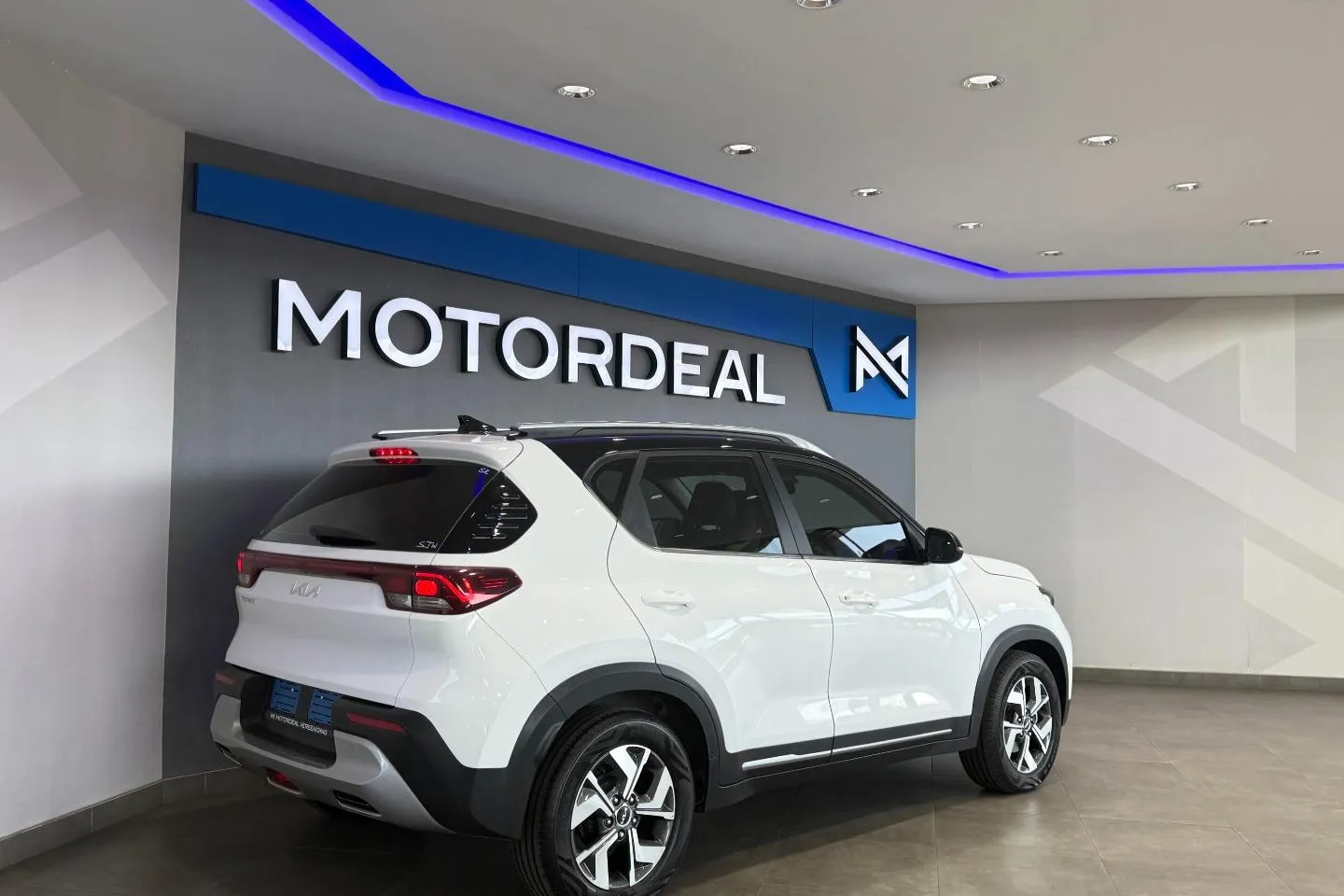 2024 Kia Sonet 1.5 EX, photo 6 of 25