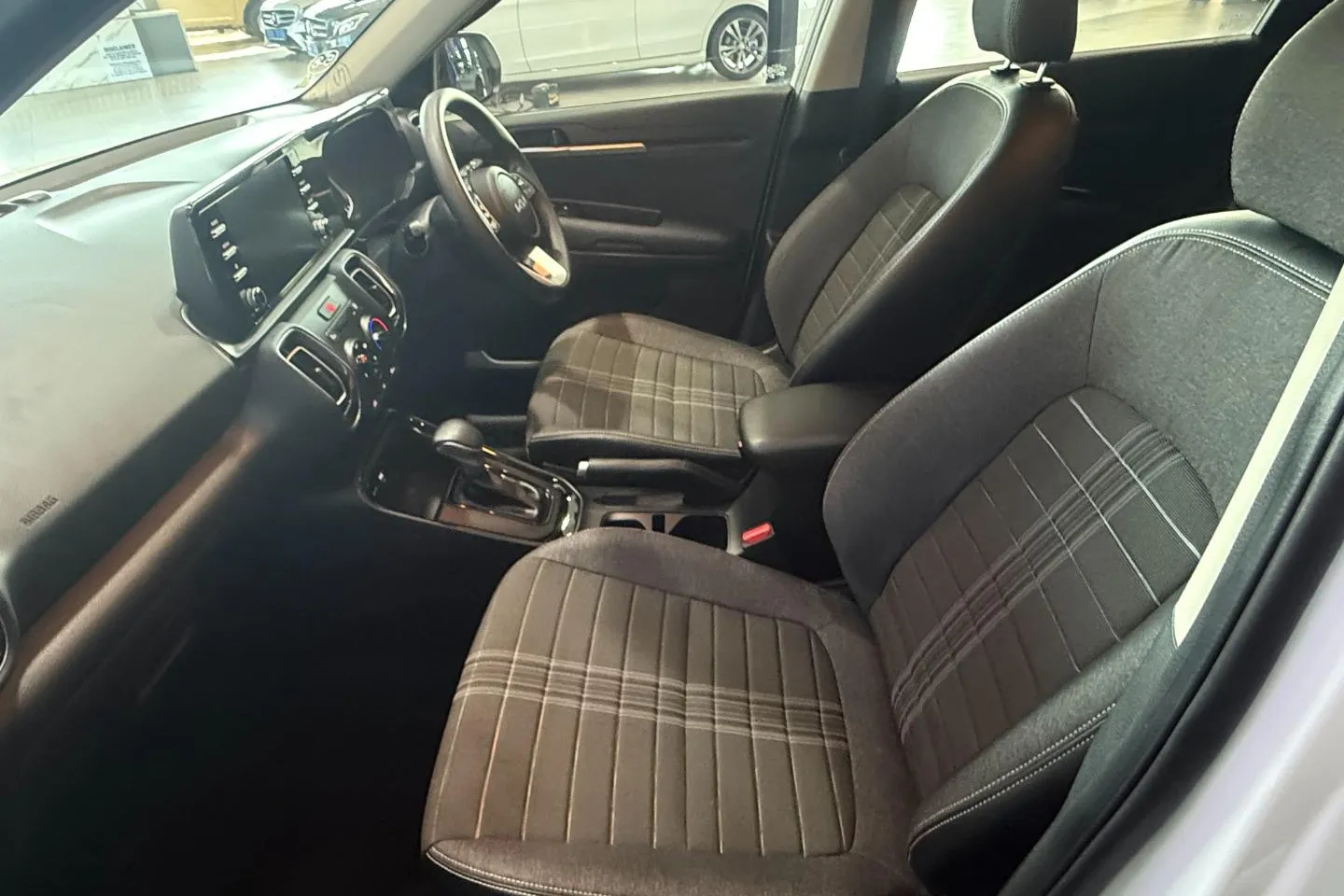 2024 Kia Sonet 1.5 LX Auto, photo 7 of 12