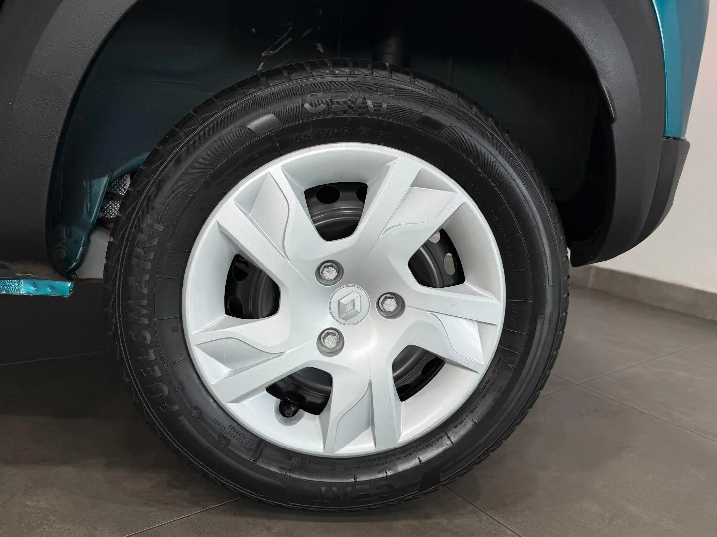 2024 Renault Kwid 1.0 Expression, photo 16 of 21