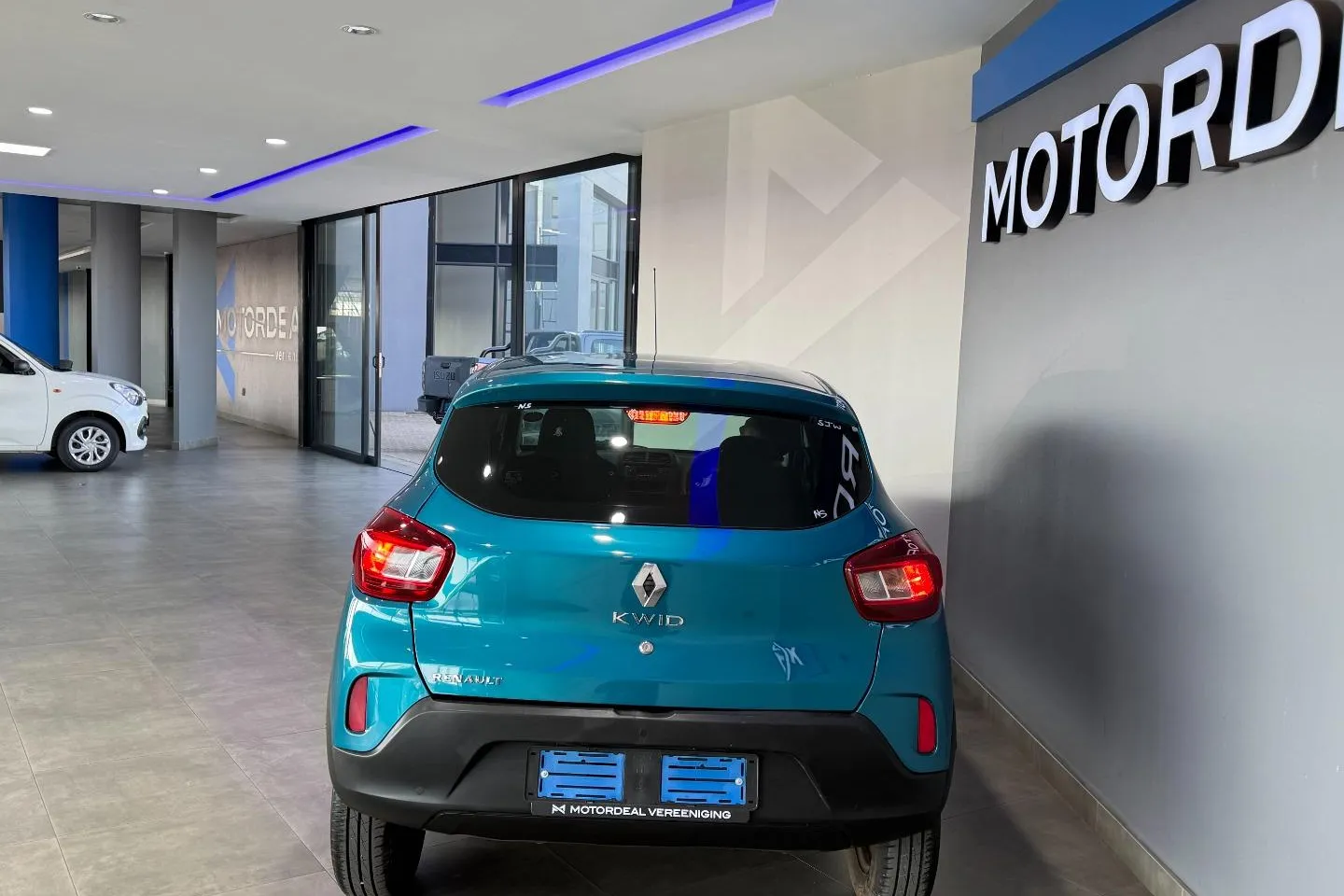 2024 Renault Kwid 1.0 Expression, photo 6 of 21