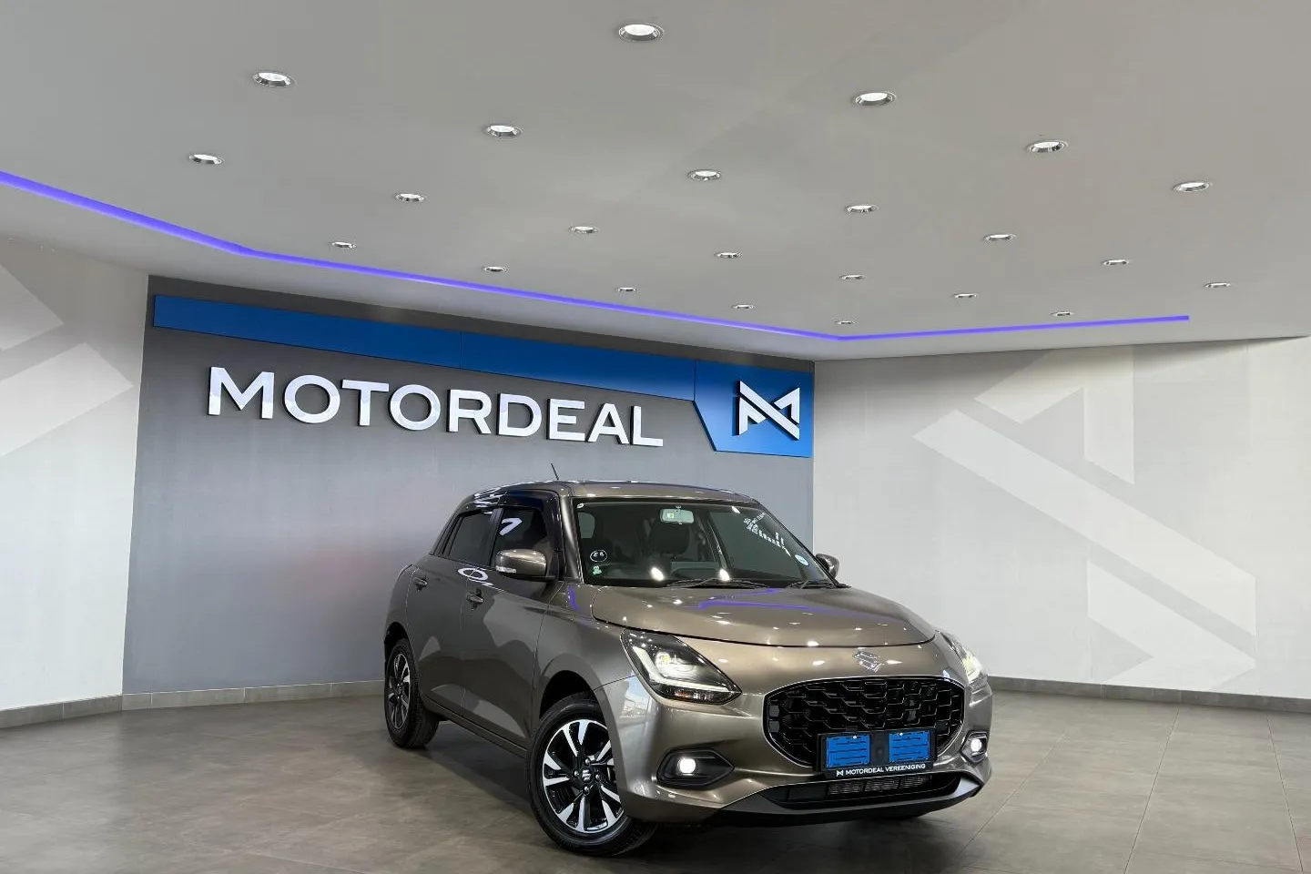 2024 Suzuki Swift 1.2 GLX CVT, photo 2 of 12