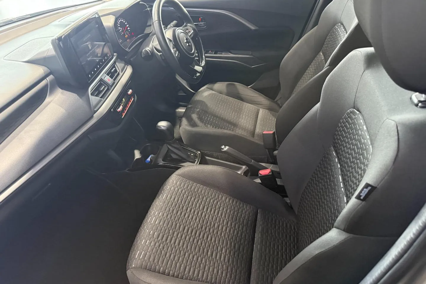 2024 Suzuki Swift 1.2 GLX CVT, photo 22 of 23