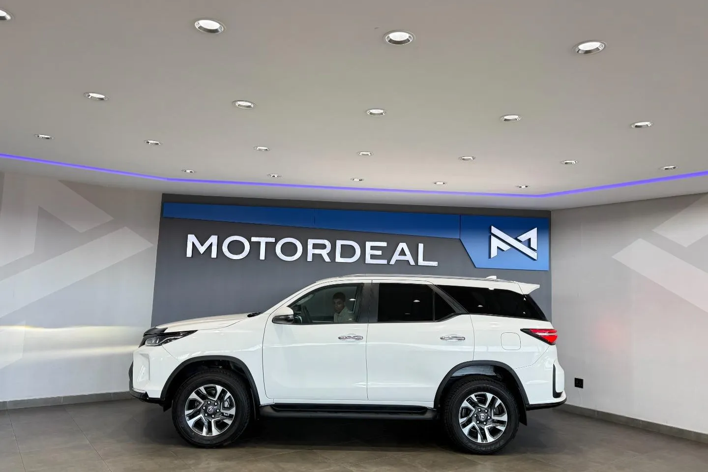 2024 Toyota Fortuner 2.4GD-6 Auto, photo 10 of 18