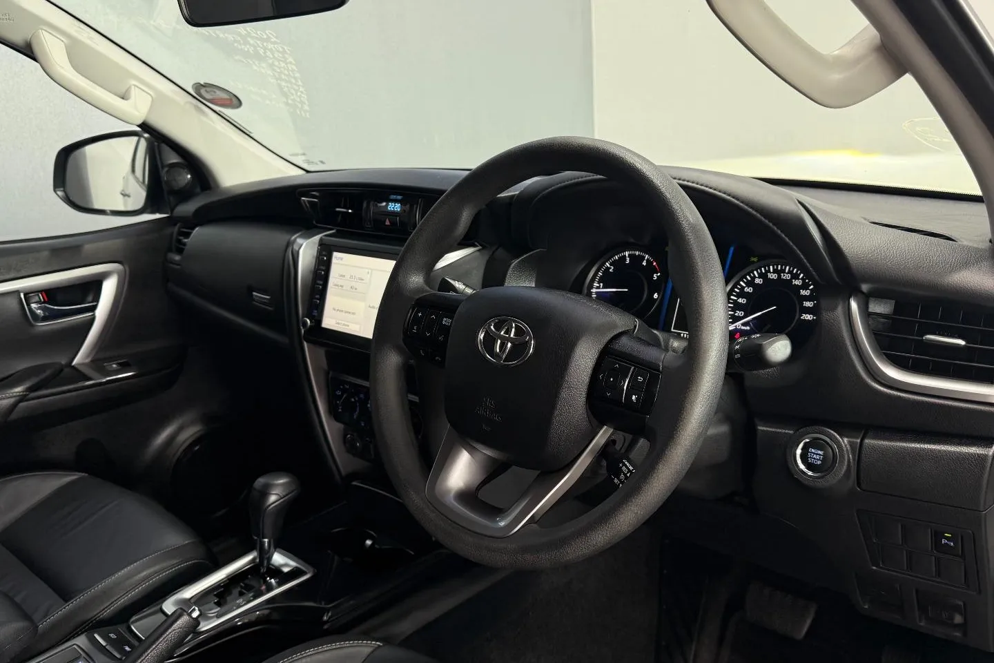 2024 Toyota Fortuner 2.4GD-6 Auto, photo 13 of 18