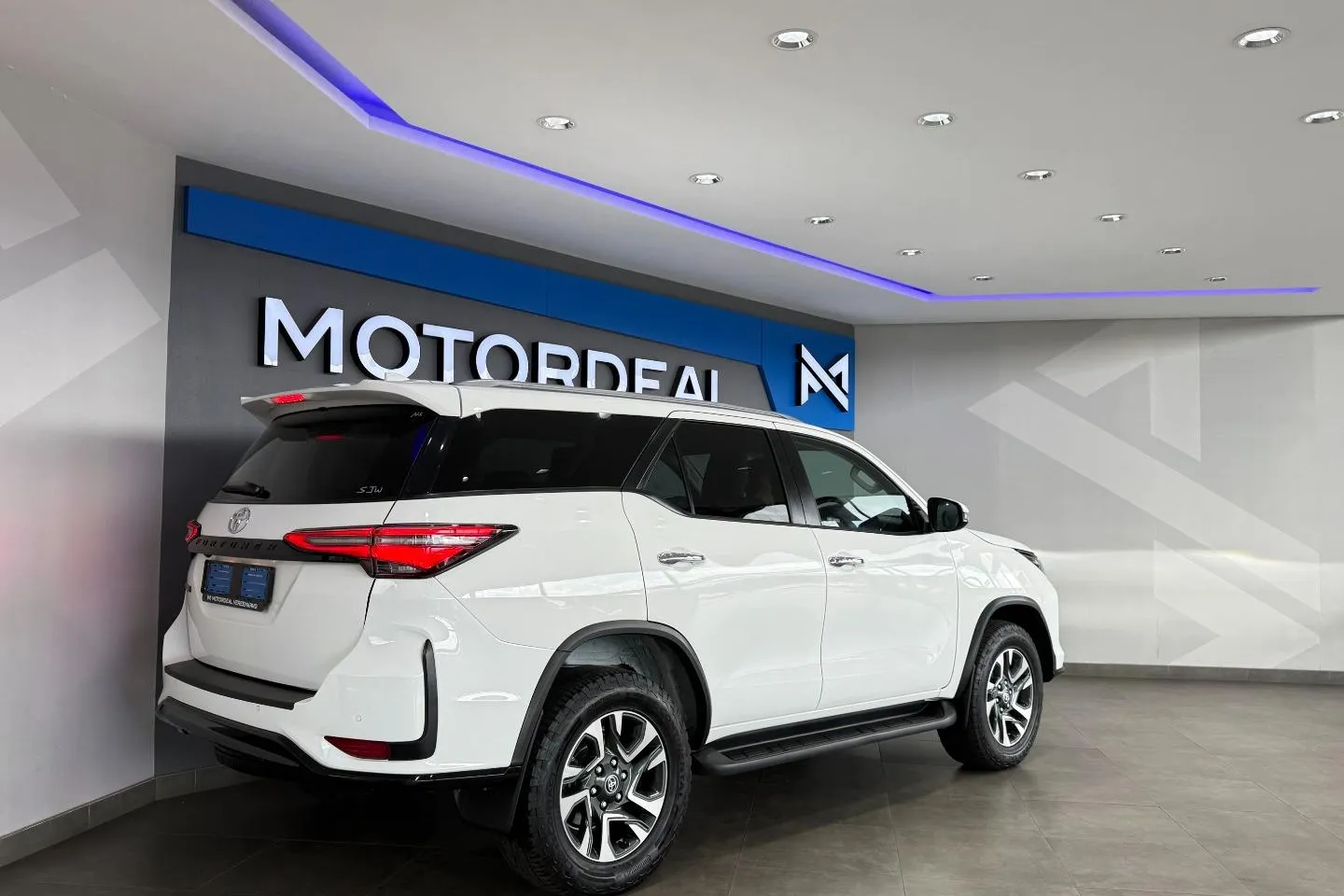 2024 Toyota Fortuner 2.4GD-6 Auto, photo 4 of 18