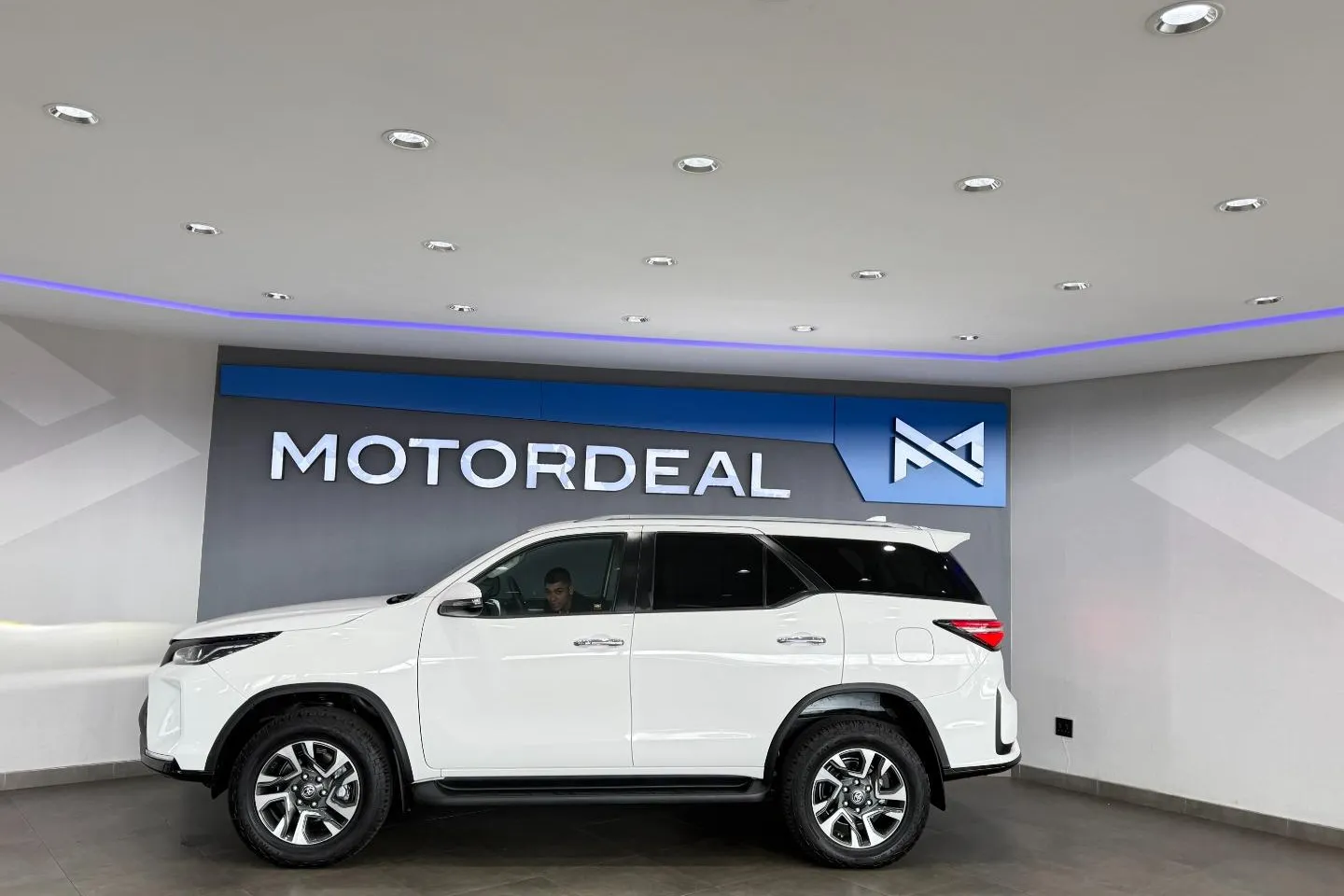 2024 Toyota Fortuner 2.4GD-6 Auto, photo 7 of 18