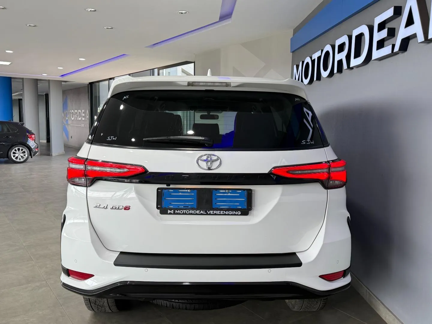 2024 Toyota Fortuner 2.4GD-6 Auto, photo 8 of 26