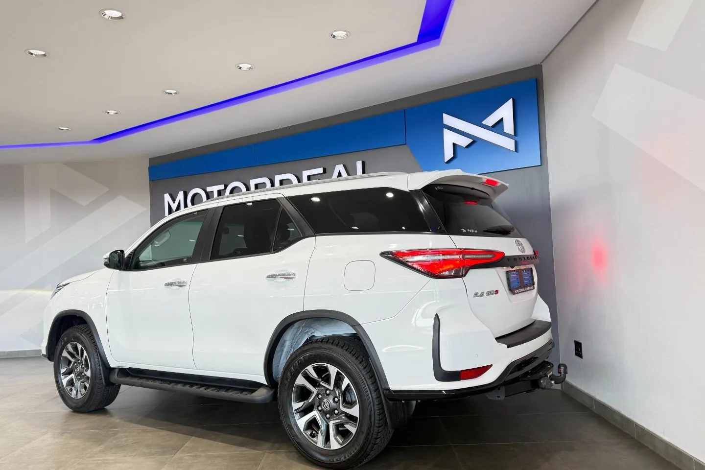 2024 Toyota Fortuner 2.4GD-6 Auto, photo 8 of 18