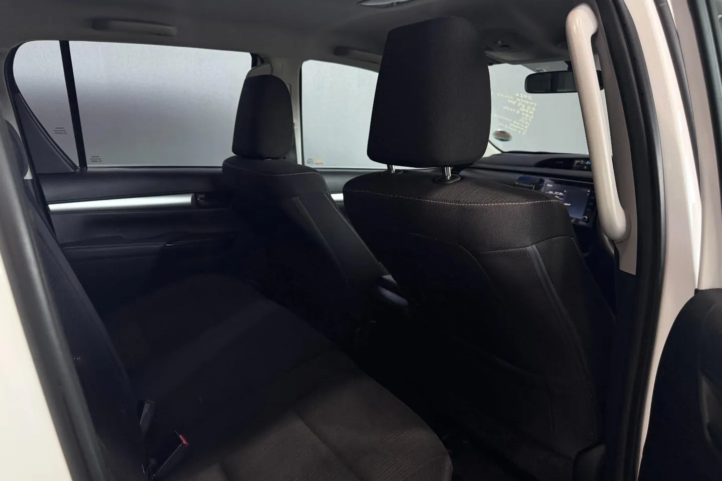 2024 Toyota Hilux 2.4GD-6 Double Cab Raider Auto, photo 12 of 12