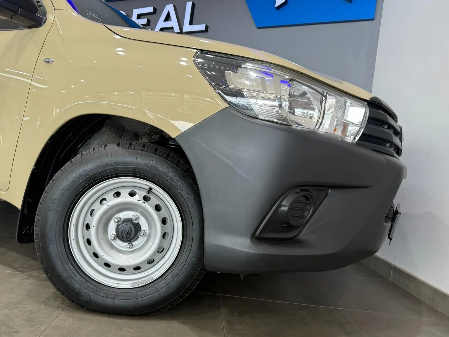 2024 Toyota Hilux 2.4GD Single Cab S (Aircon), photo 10 of 19