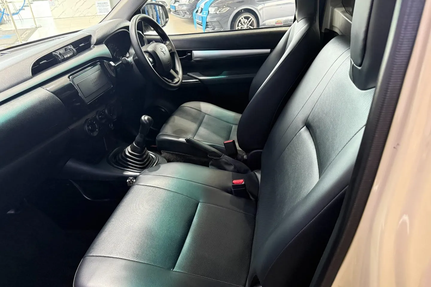 2024 Toyota Hilux 2.4GD Single Cab S (Aircon), photo 15 of 15