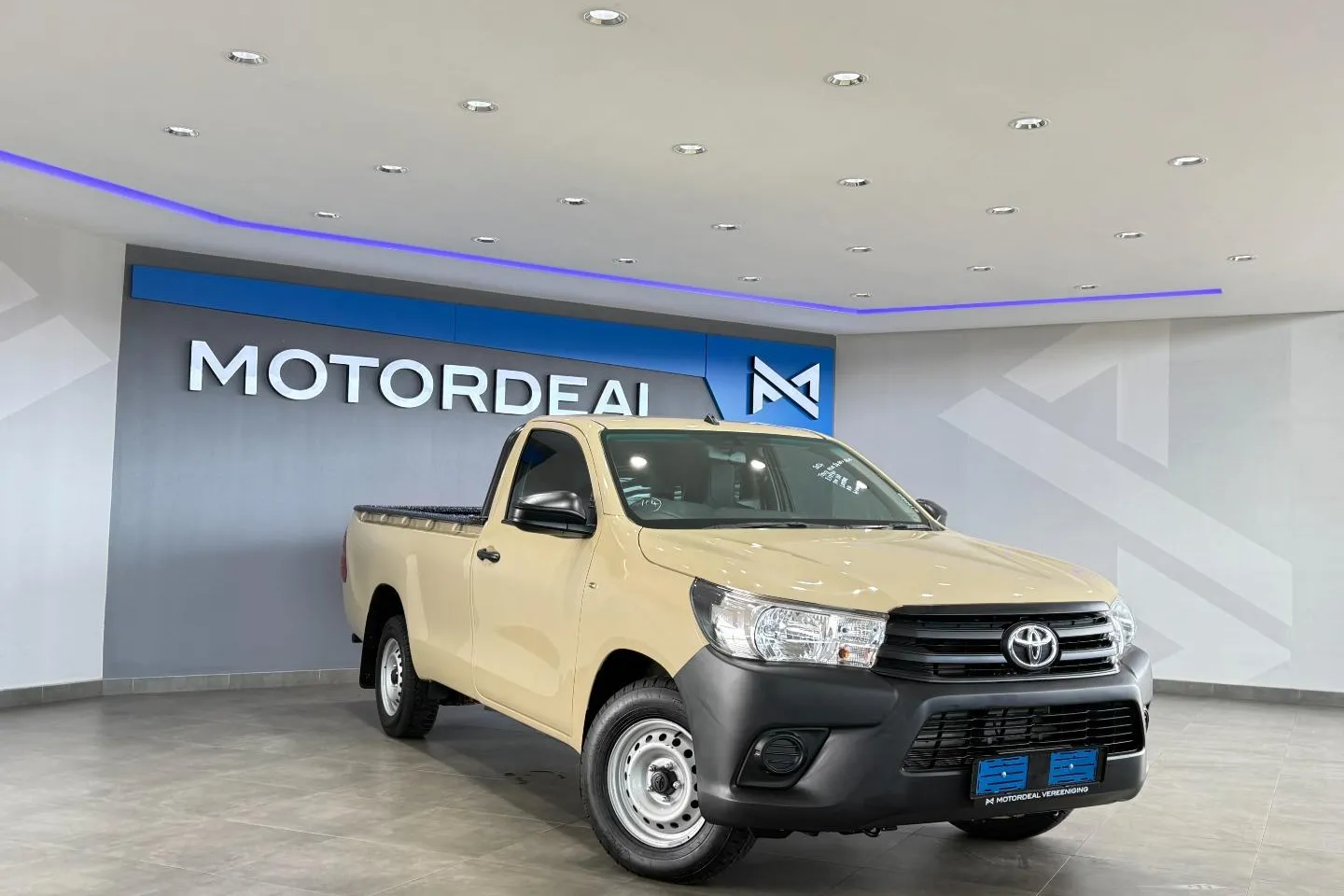 2024 Toyota Hilux 2.4GD Single Cab S (Aircon), photo 2 of 15