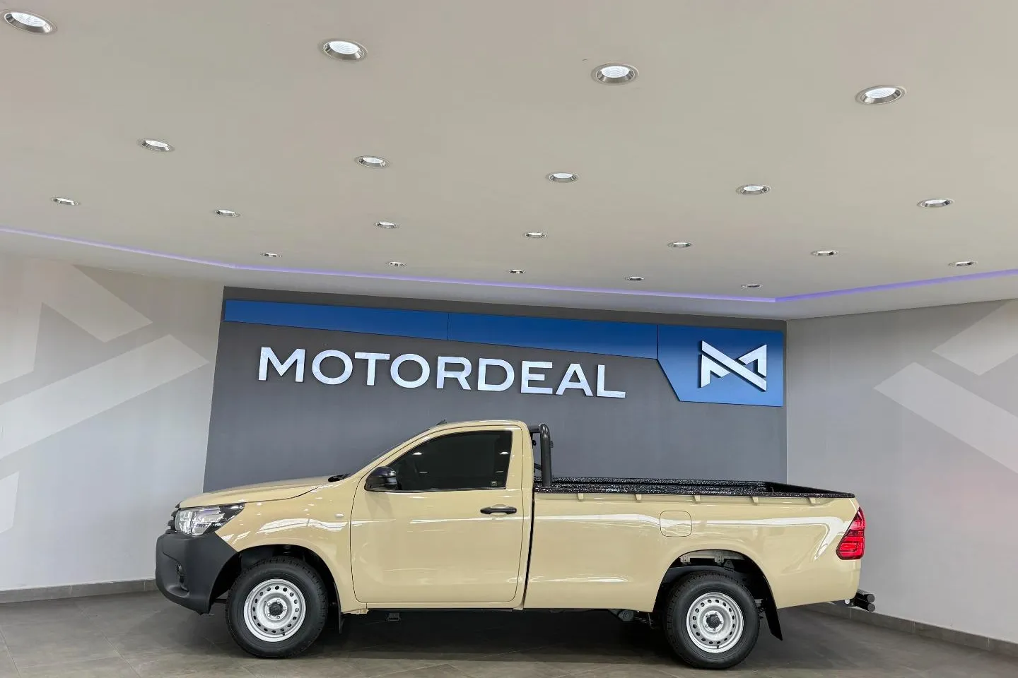 2024 Toyota Hilux 2.4GD Single Cab S (Aircon), photo 8 of 15