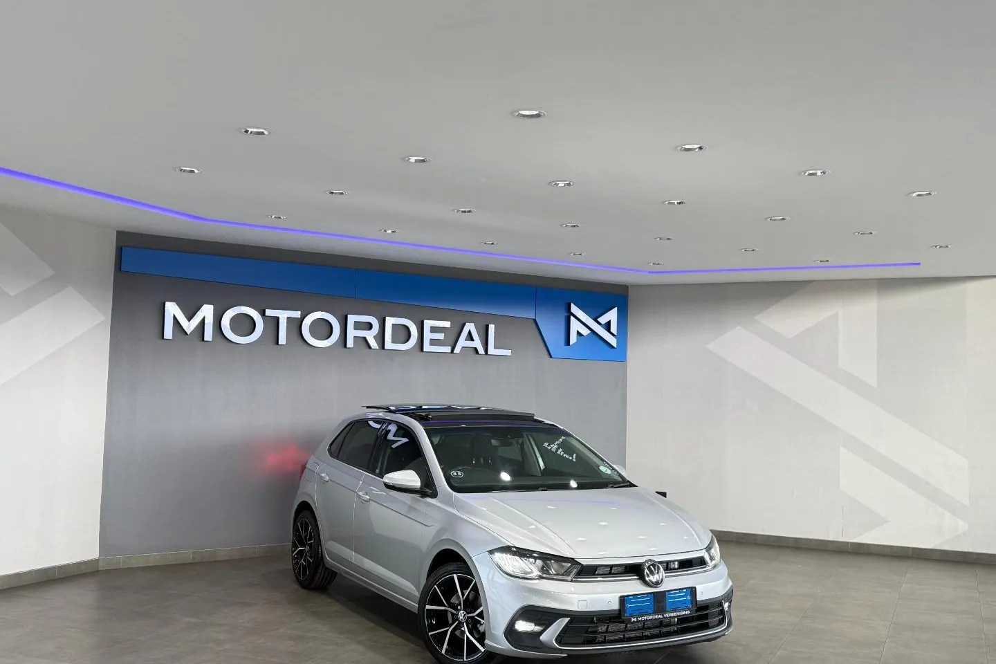 2024 Volkswagen Polo Hatch 1.0TSI Life Auto, photo 1 of 23