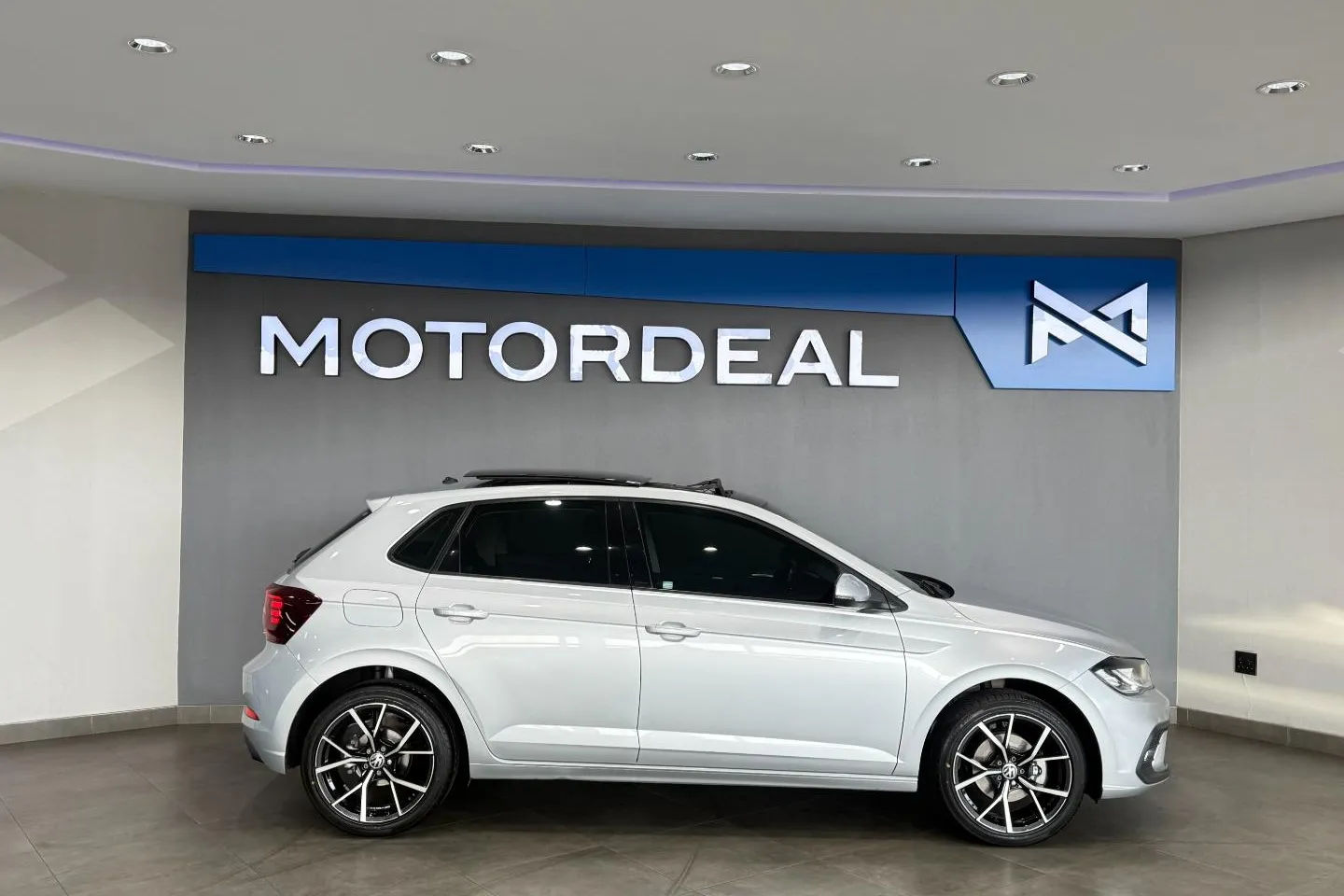 2024 Volkswagen Polo Hatch 1.0TSI Life Auto, photo 3 of 23