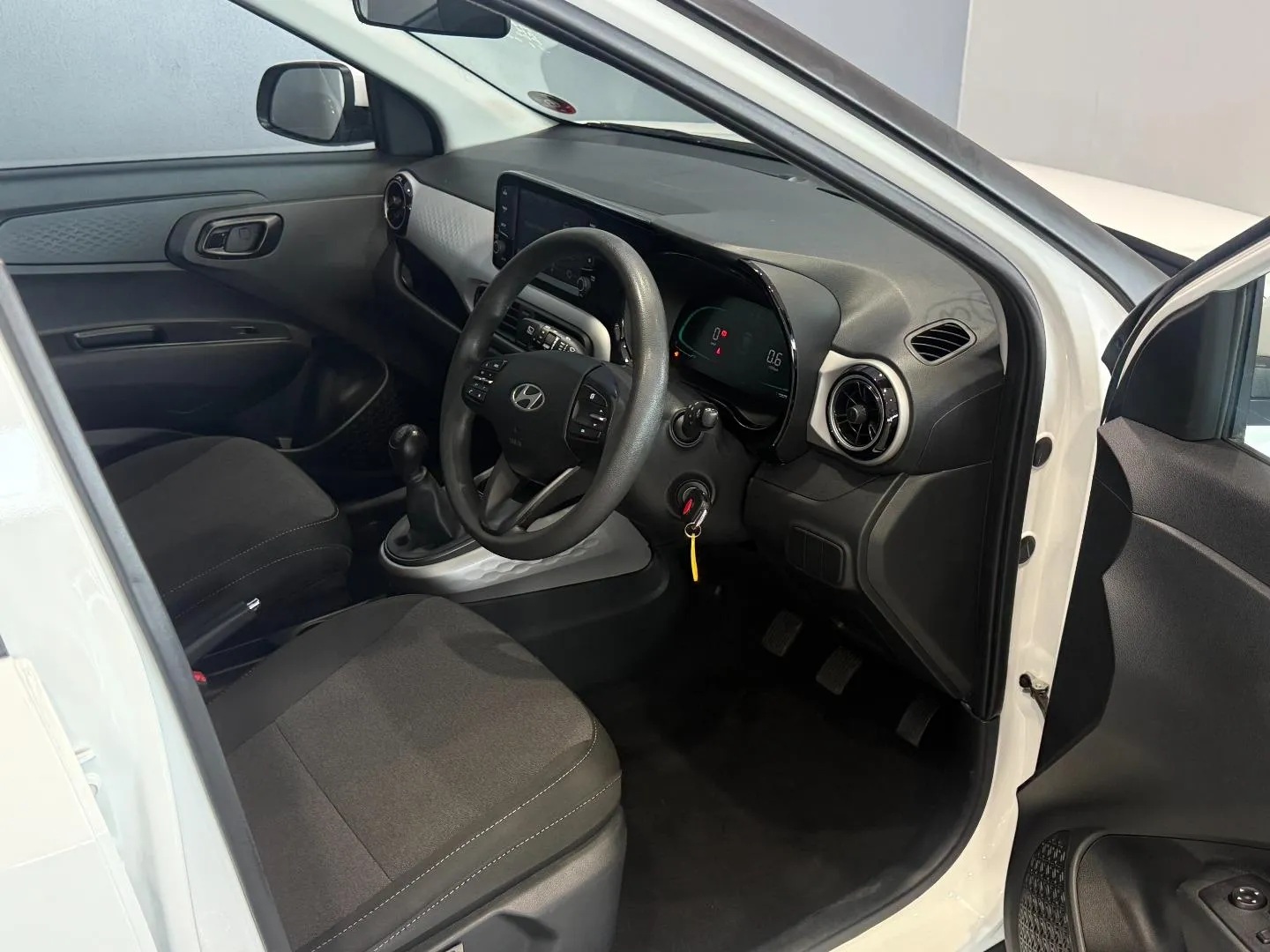 2025 Hyundai Exter 1.2 Premium Manual, photo 16 of 23