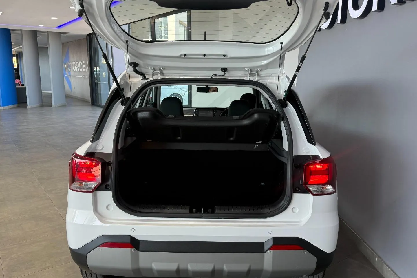 2025 Hyundai Exter 1.2 Premium Manual, photo 9 of 12