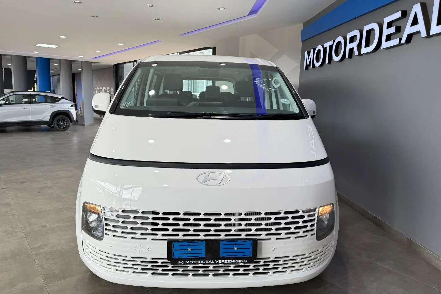2025 Hyundai Staria 2.2D Executive 9-Seater, photo 10 of 11