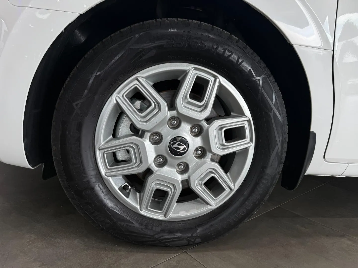 2025 Hyundai Staria 2.2D Executive 9-Seater, photo 26 of 26