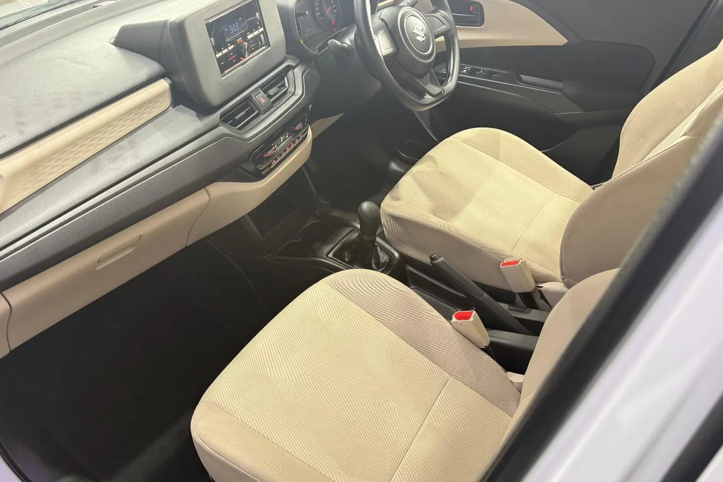 2025 Suzuki DZire 1.2 GA, photo 25 of 26