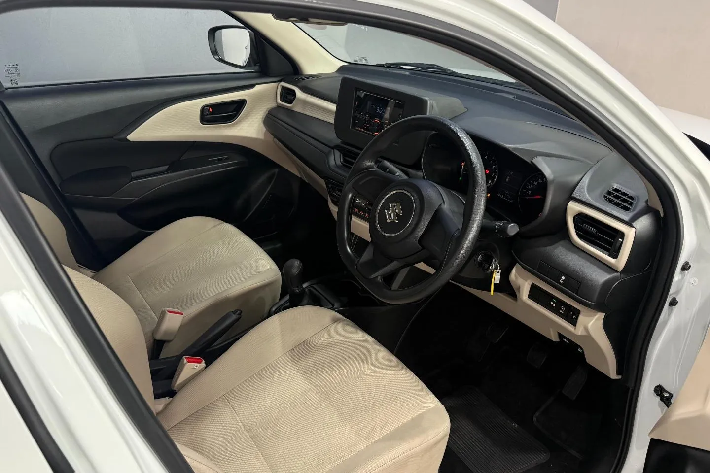 2025 Suzuki DZire 1.2 GA, photo 8 of 26