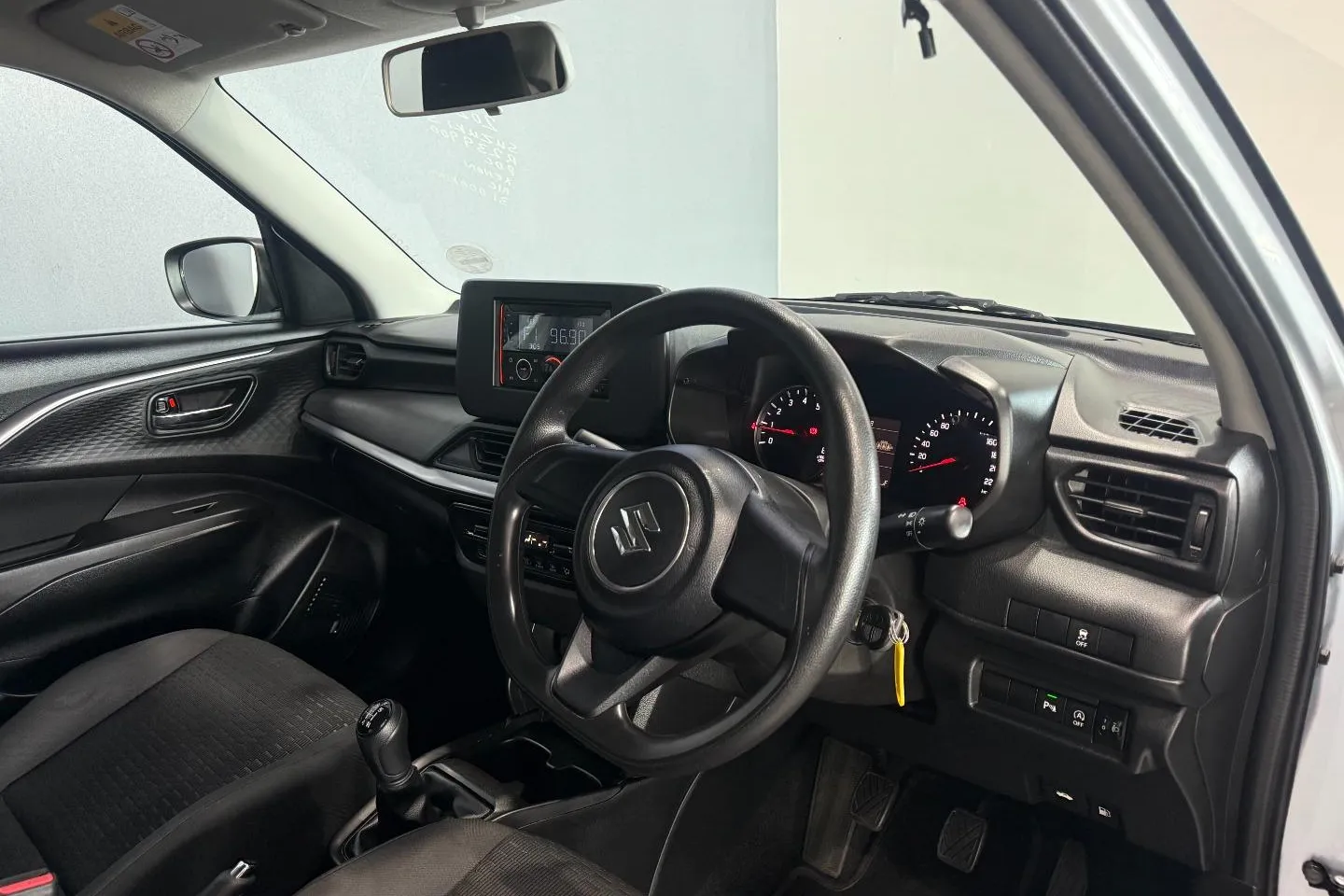 2025 Suzuki Swift 1.2 GL, photo 17 of 23
