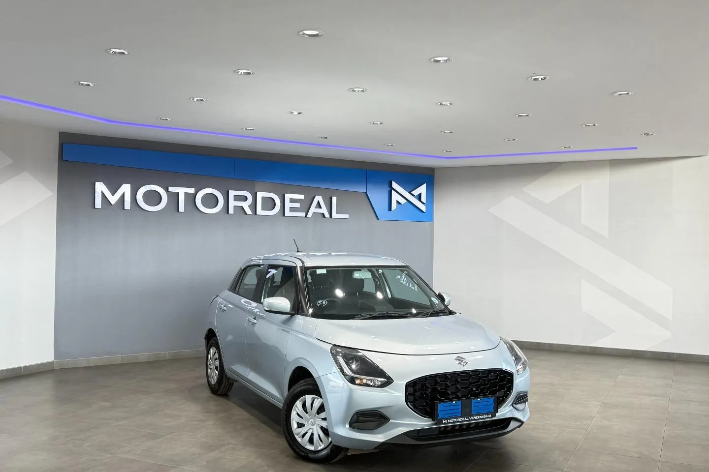 2025 Suzuki Swift 1.2 GL, photo 2 of 23