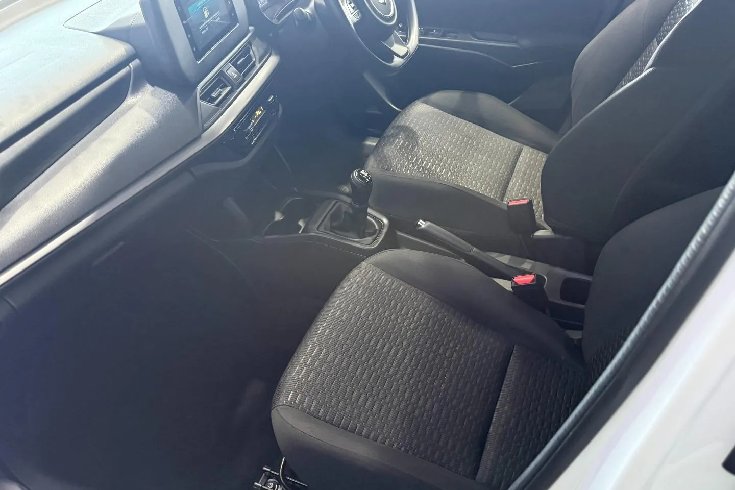 2025 Suzuki Swift 1.2 GL+ Manual, photo 20 of 25