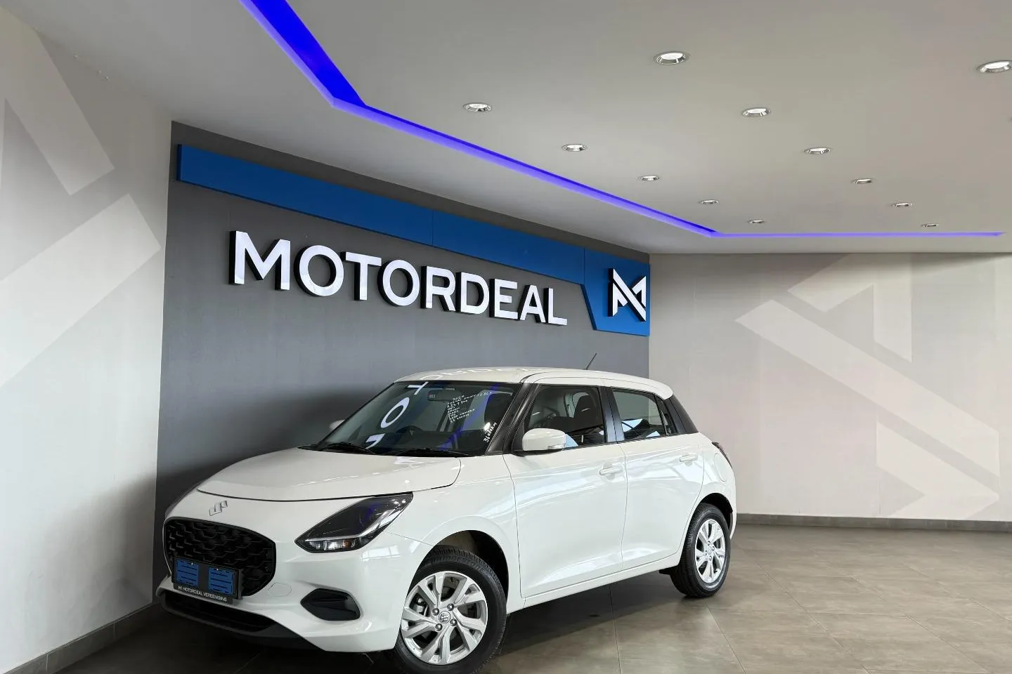 2025 Suzuki Swift 1.2 GL+ Manual, photo 3 of 25