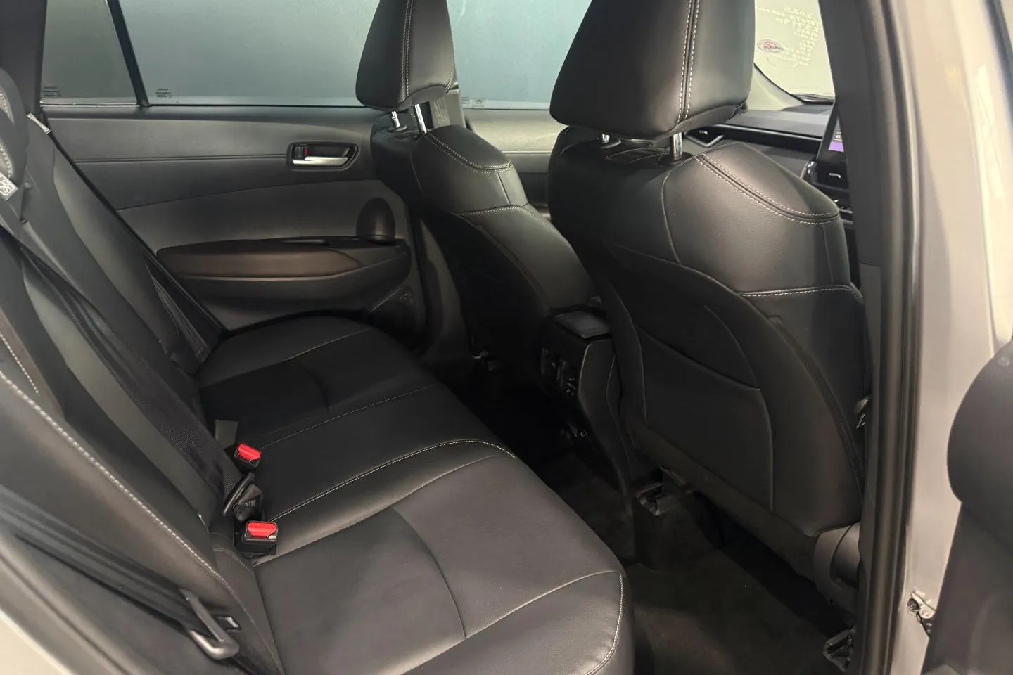 2025 Toyota Corolla Cross 1.8 XS, photo 17 of 27