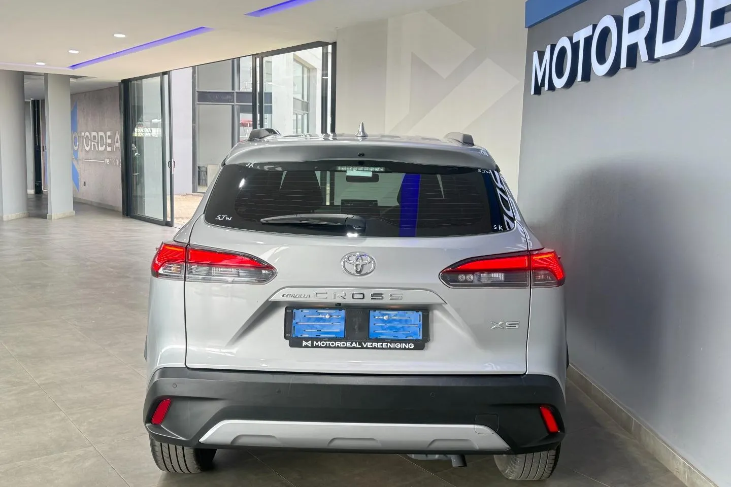 2025 Toyota Corolla Cross 1.8 XS, photo 6 of 27