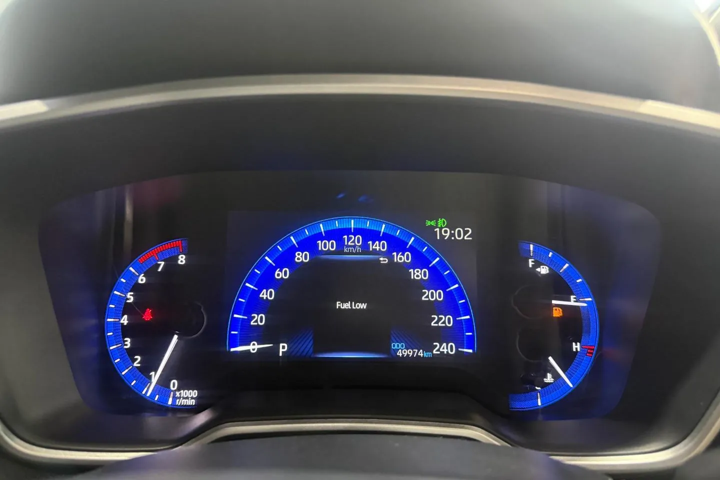 2025 Toyota Corolla Cross 1.8 XS, photo 8 of 27