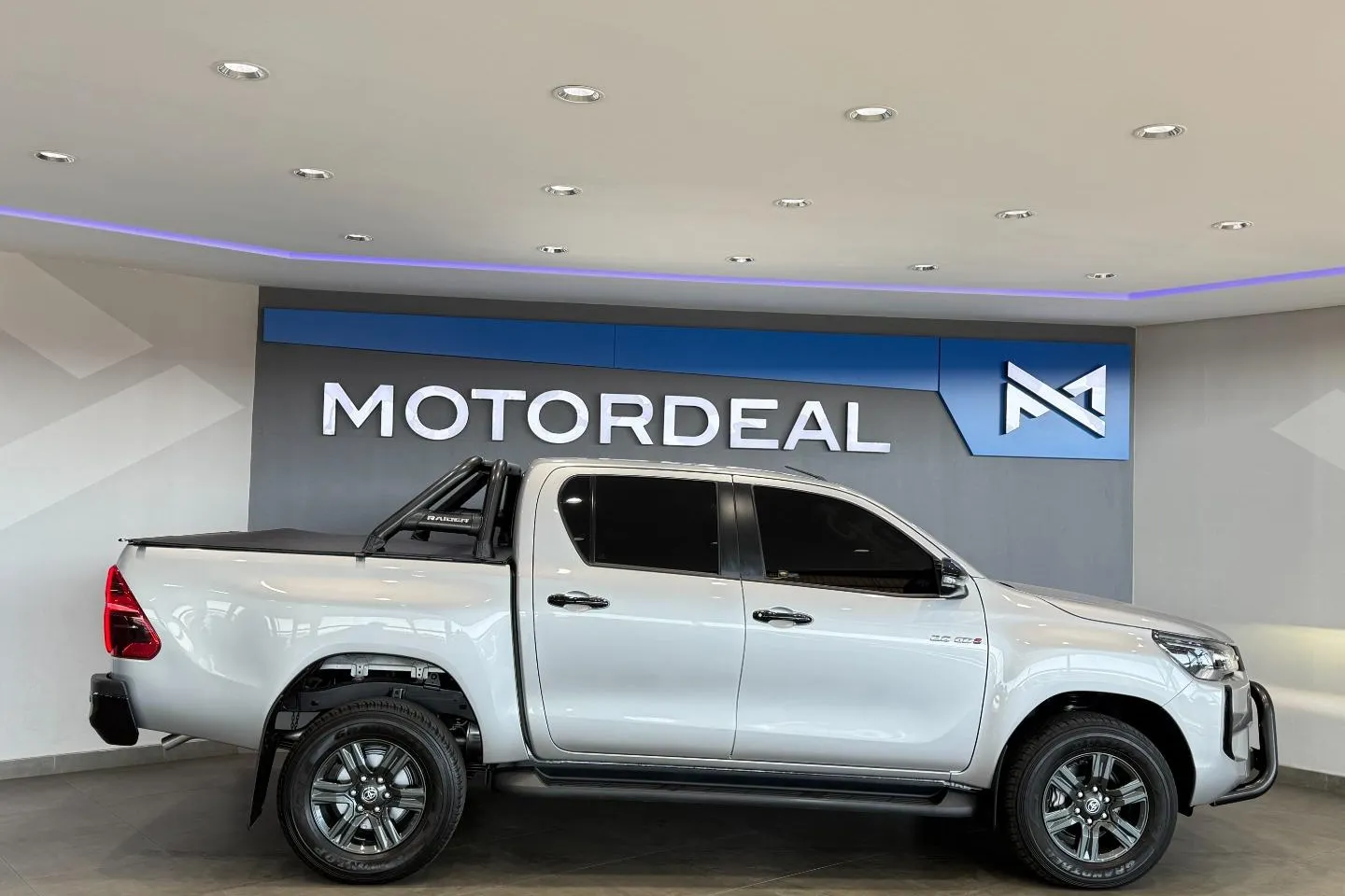 2025 Toyota Hilux 2.8GD-6 Double Cab 4x4 Raider Auto, photo 9 of 12