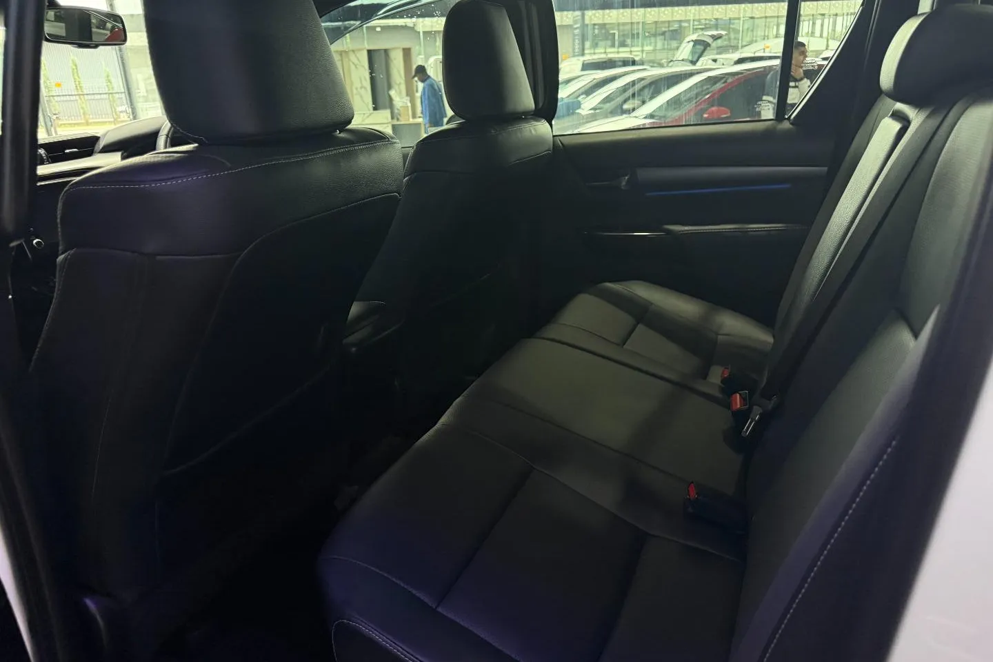 2025 Toyota Hilux 2.8GD-6 Double Cab Legend Auto, photo 25 of 30