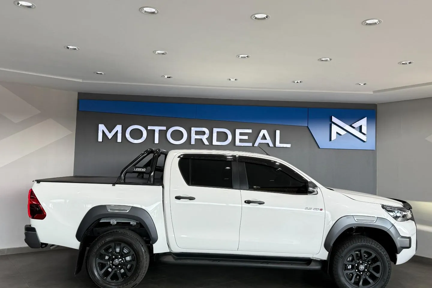 2025 Toyota Hilux 2.8GD-6 Double Cab Legend Auto, photo 4 of 12