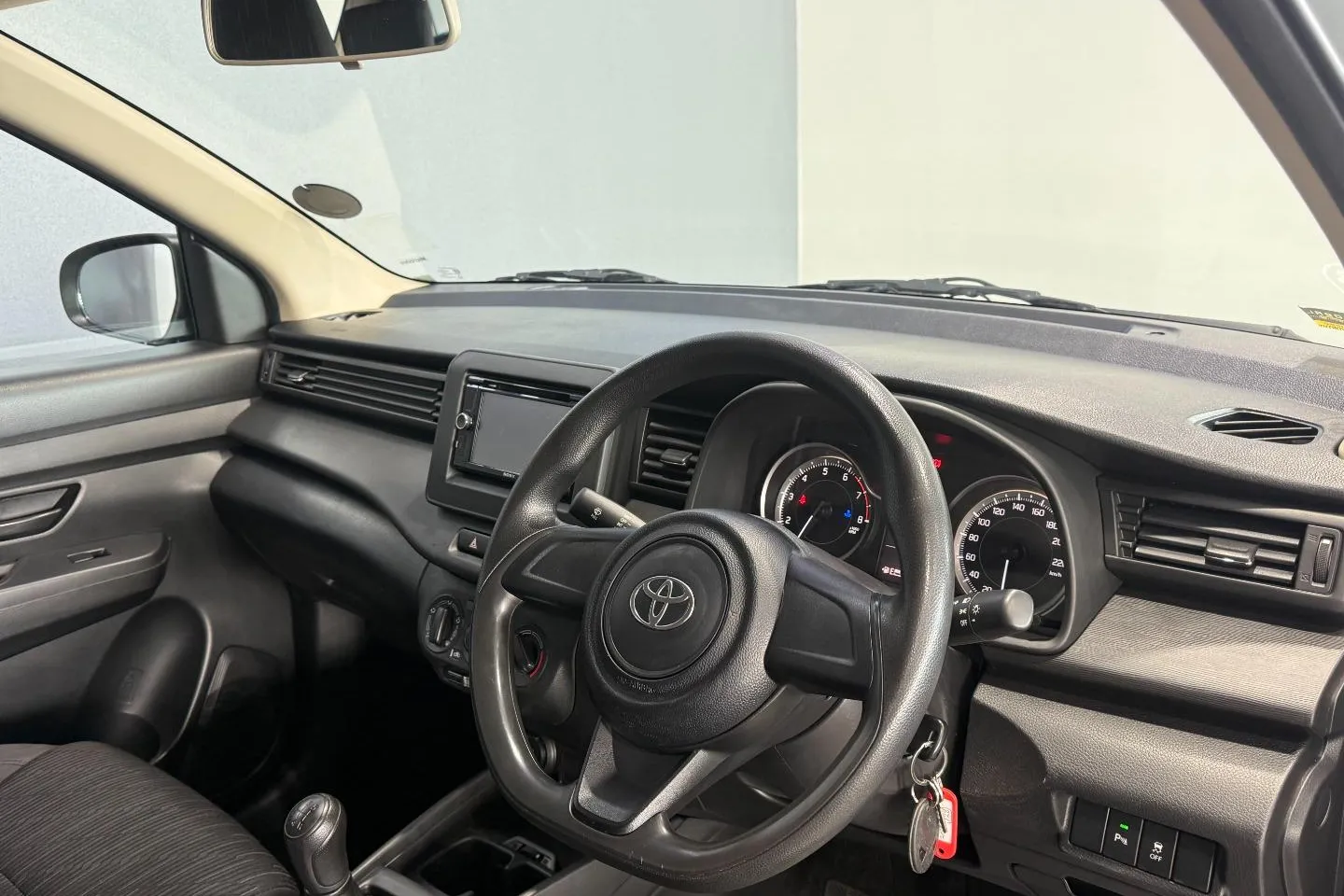 2025 Toyota Rumion 1.5 S, photo 16 of 25
