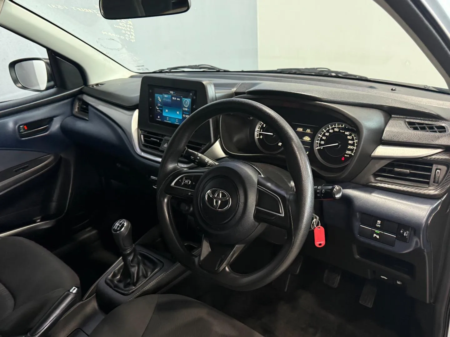 2025 Toyota Starlet 1.5 Xi, photo 14 of 24