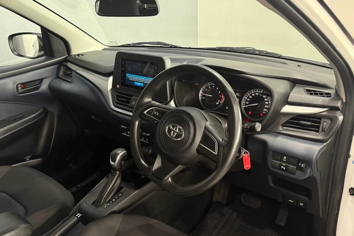 2025 Toyota Starlet 1.5 XS Auto, photo 10 of 22