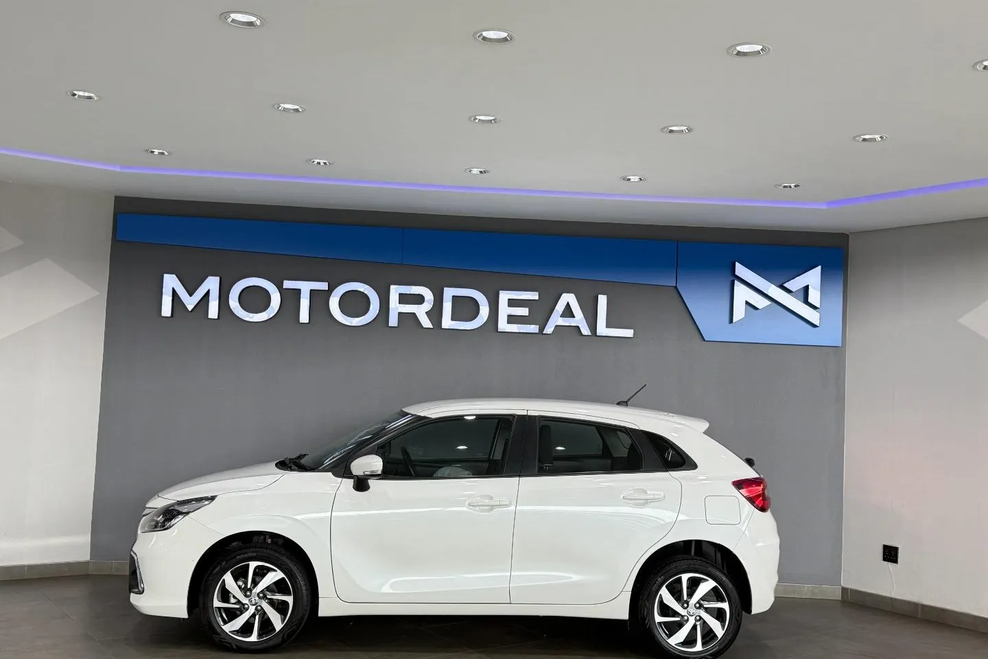 2025 Toyota Starlet 1.5 XS Auto, photo 12 of 22