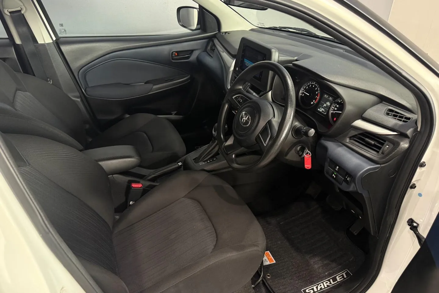 2025 Toyota Starlet 1.5 XS Auto, photo 17 of 22