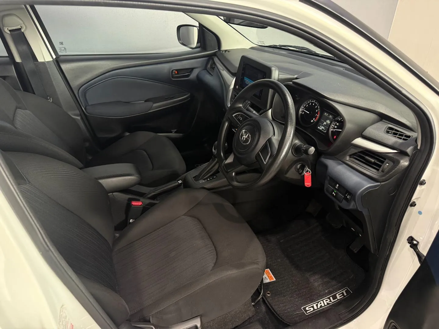 2025 Toyota Starlet 1.5 XS Auto, photo 17 of 22