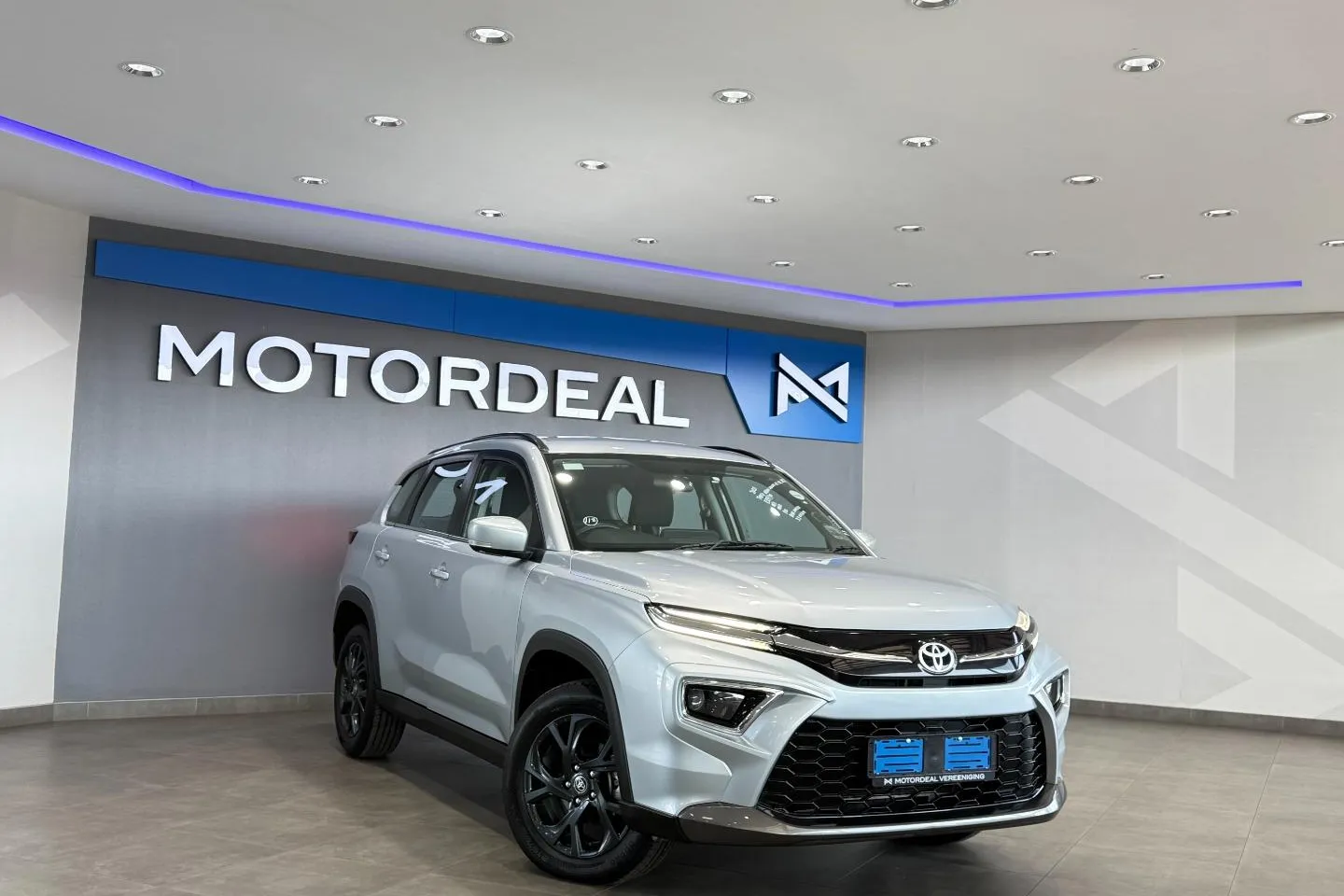 2025 Toyota Urban Cruiser 1.5 XR Auto, photo 2 of 12