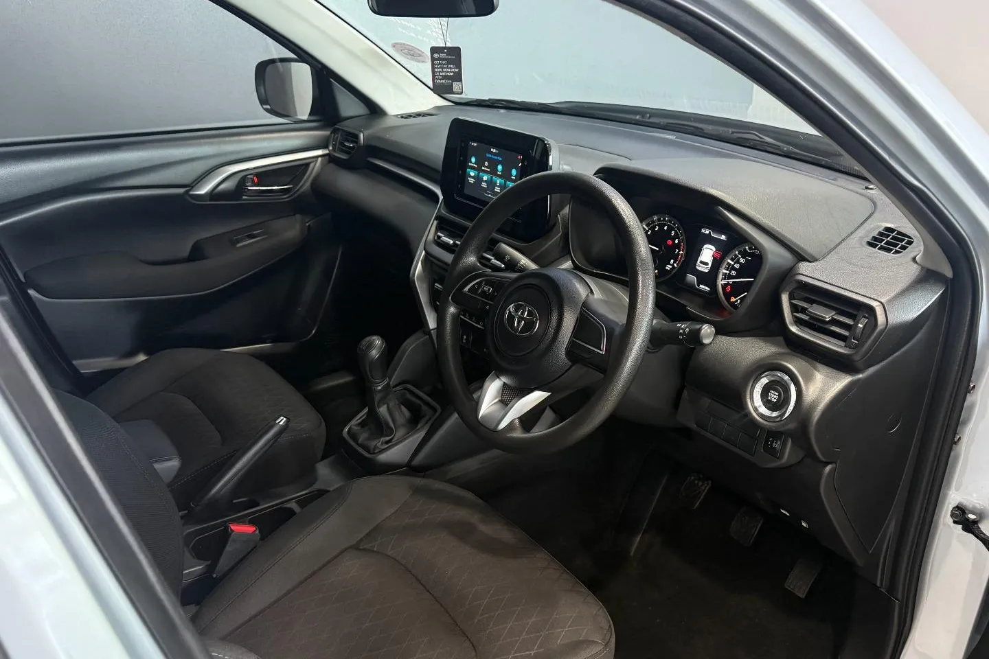 2025 Toyota Urban Cruiser 1.5 XS, photo 17 of 22