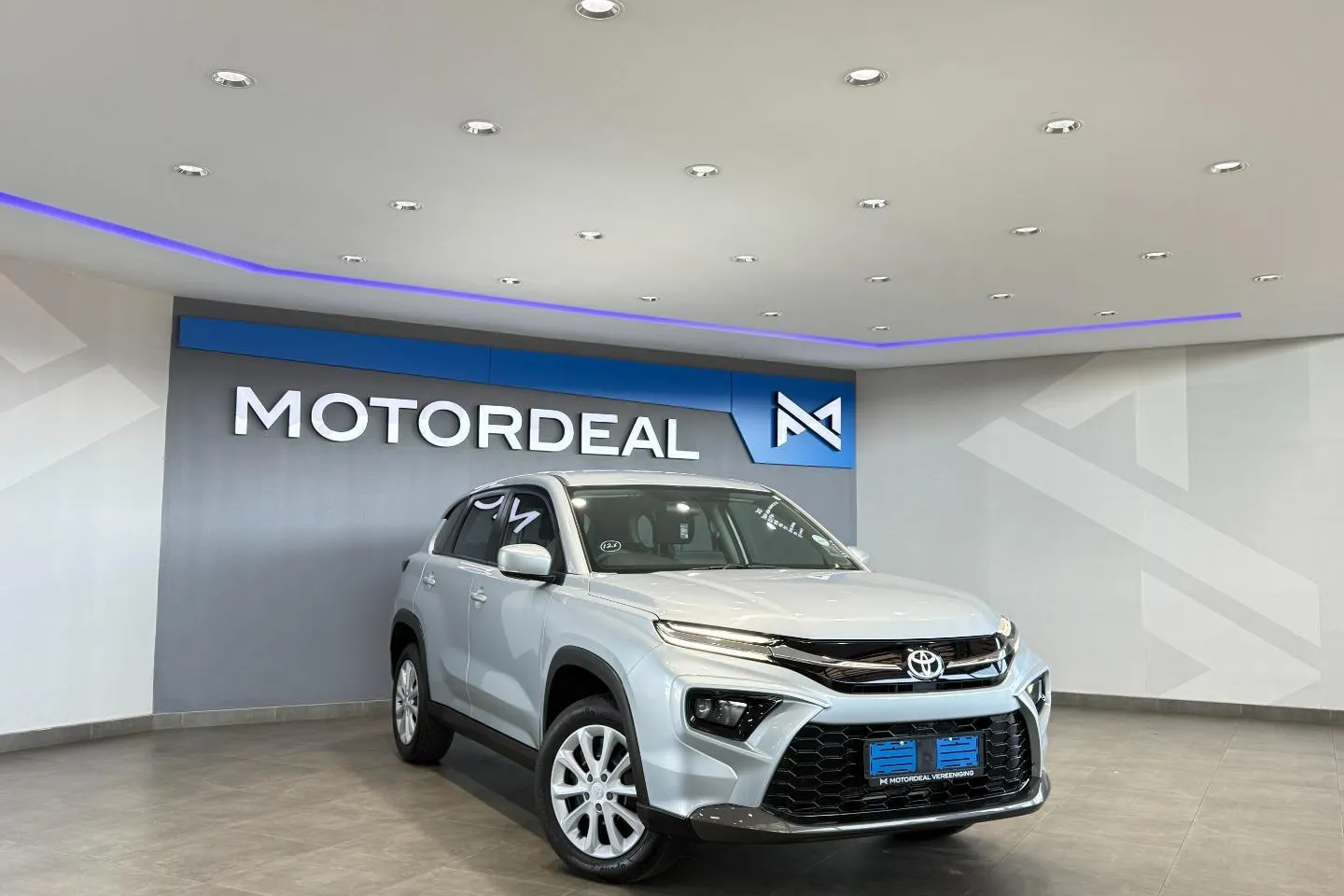 2025 Toyota Urban Cruiser 1.5 XS, photo 2 of 13